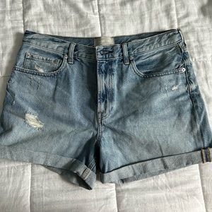 Light blue denim shorts from Everlane